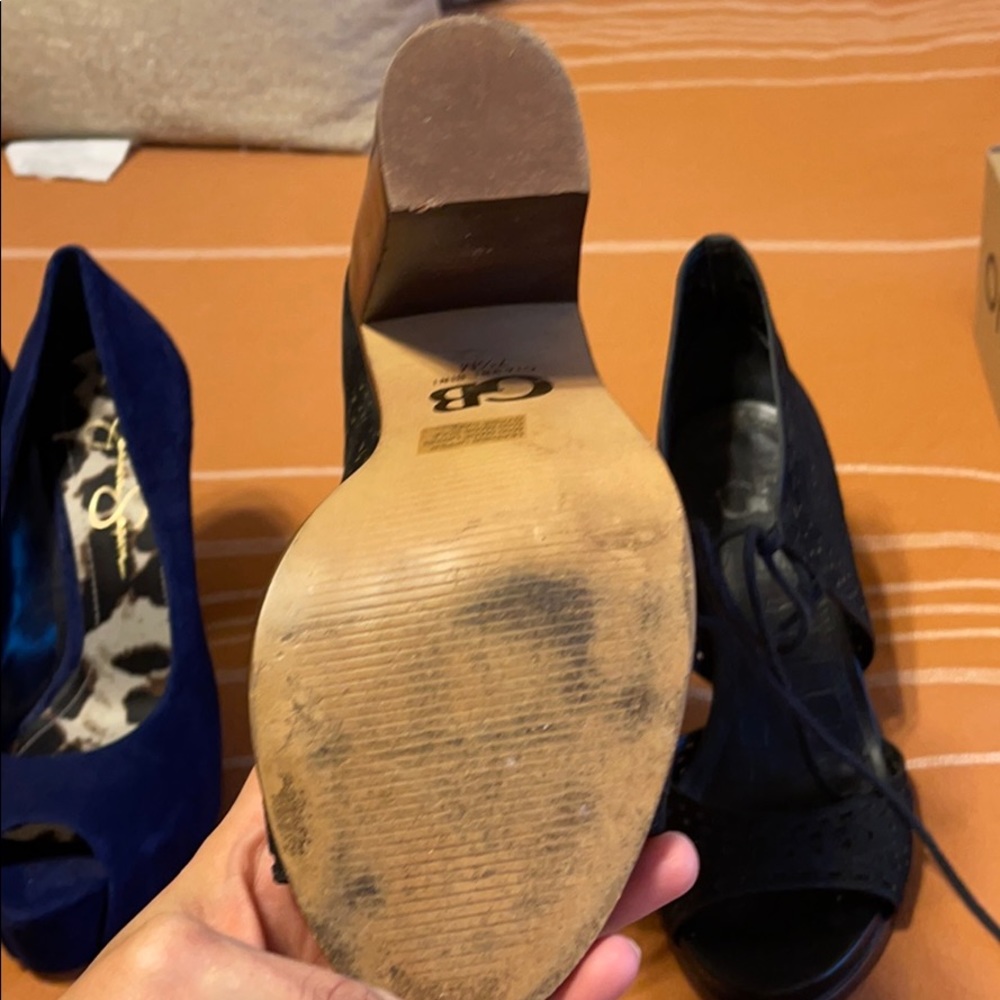 Shoes - Picture 3 of 3